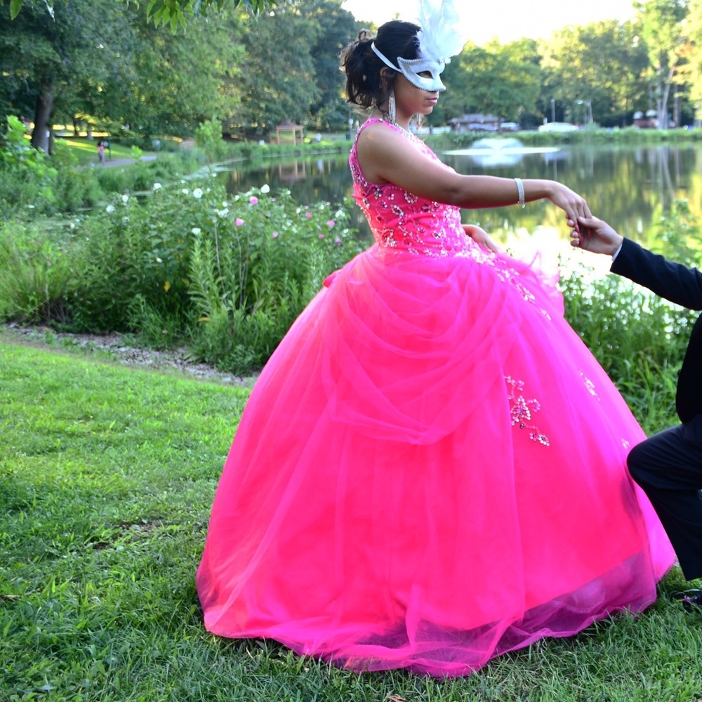 SWEET 16 DRESSS